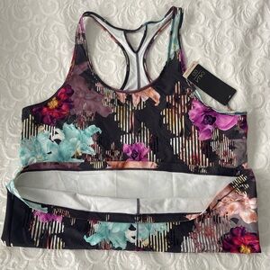 NWT Calais Carry Underwood floral athletic tank